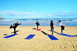 Surfen und Yoga in Frankreich
